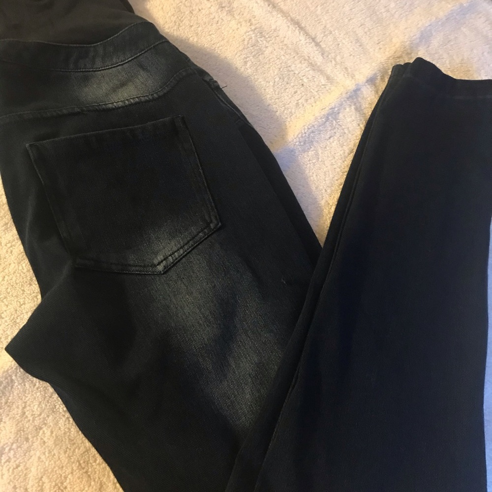 Maternity jean leggings.